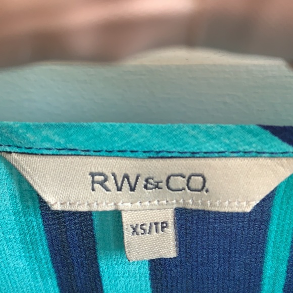 RW & Co. blouse - Picture 3 of 4